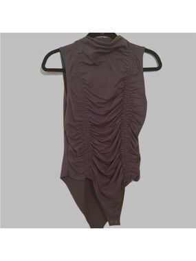 Ruched Sleeveless Bodysuit in hurricane gray